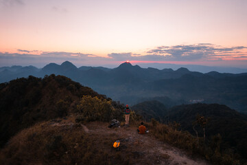 用了碧欧泉男士蓝钻眼部精华乳会长脂肪粒吗