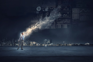 保湿的护肤品哪个牌子比较好